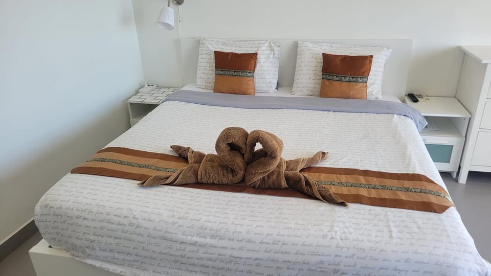 VIP 375 large studio, ocean view Apartment in Phe