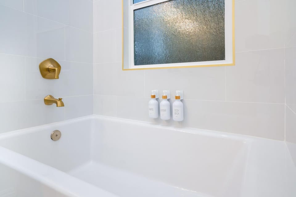 Bathroom, Bath