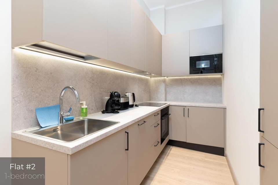 Coffee/tea facilities, Kitchen or kitchenette, oven, pet friendly, stove, toaster