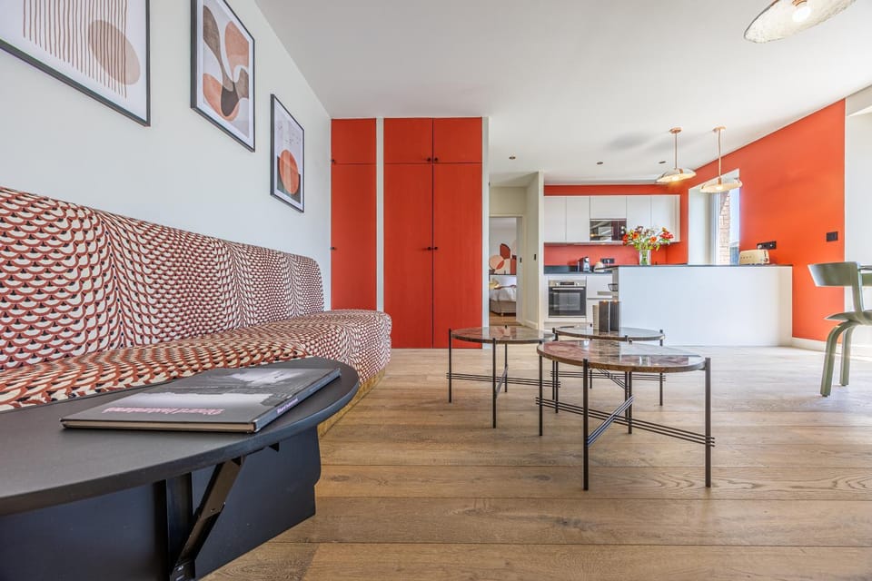 Kitchen or kitchenette, Living room, Dining area