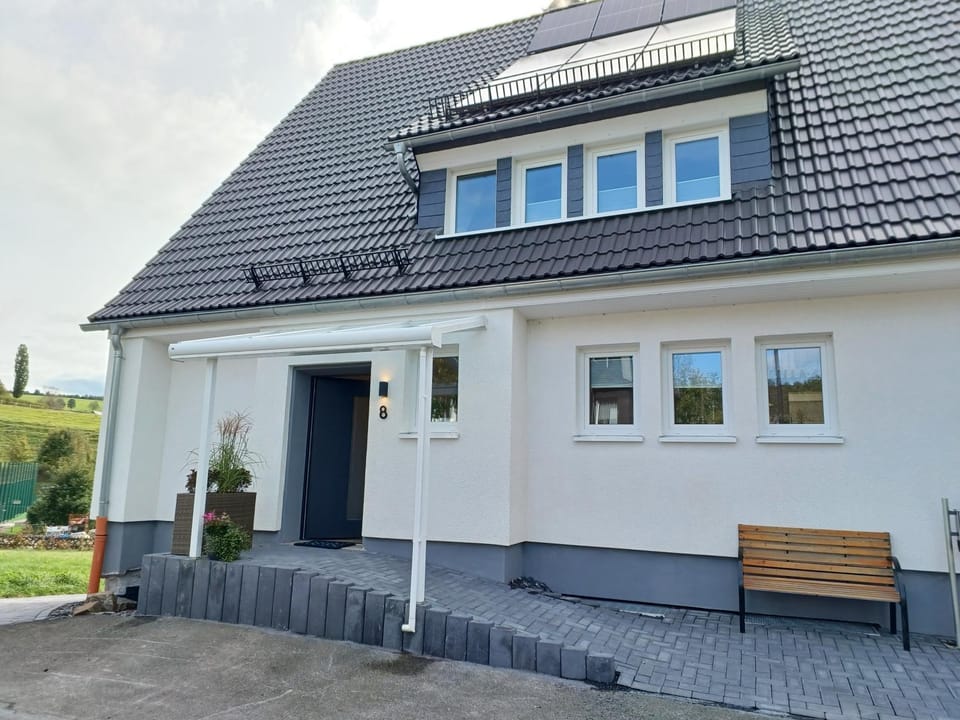 Property building, Day
