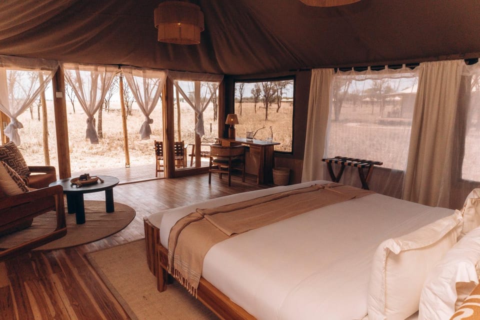 Conserve Safari Central Serengeti Camp Luxury tent in Kenya