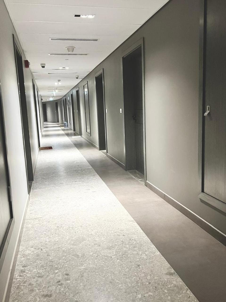 Elegant Studio Near Miracle Garden Dubai & Science Park, Close to American Hospital & 1 Min to City Centre Mall, Al Barsha Apartment in Dubai