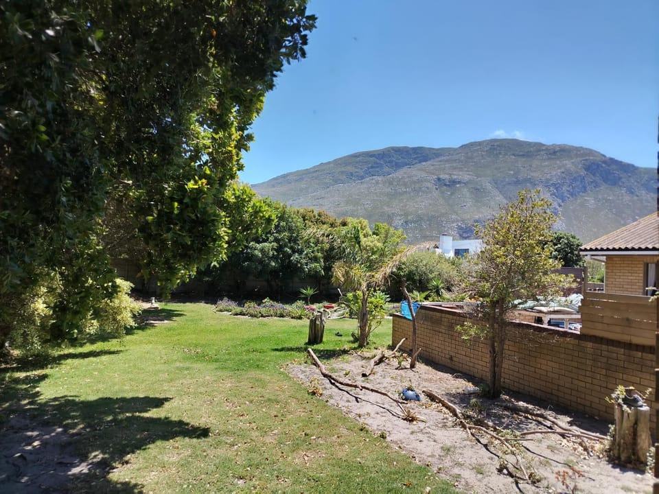 Day, Garden, Garden view, Mountain view