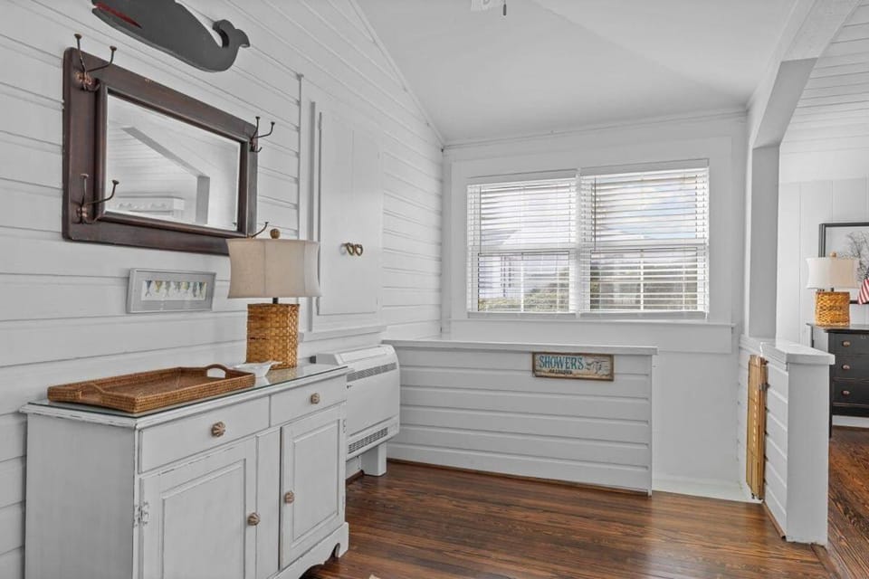 Sunset Shores House in Atlantic Beach