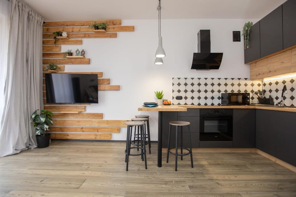 TV and multimedia, Kitchen or kitchenette, Dining area, oven