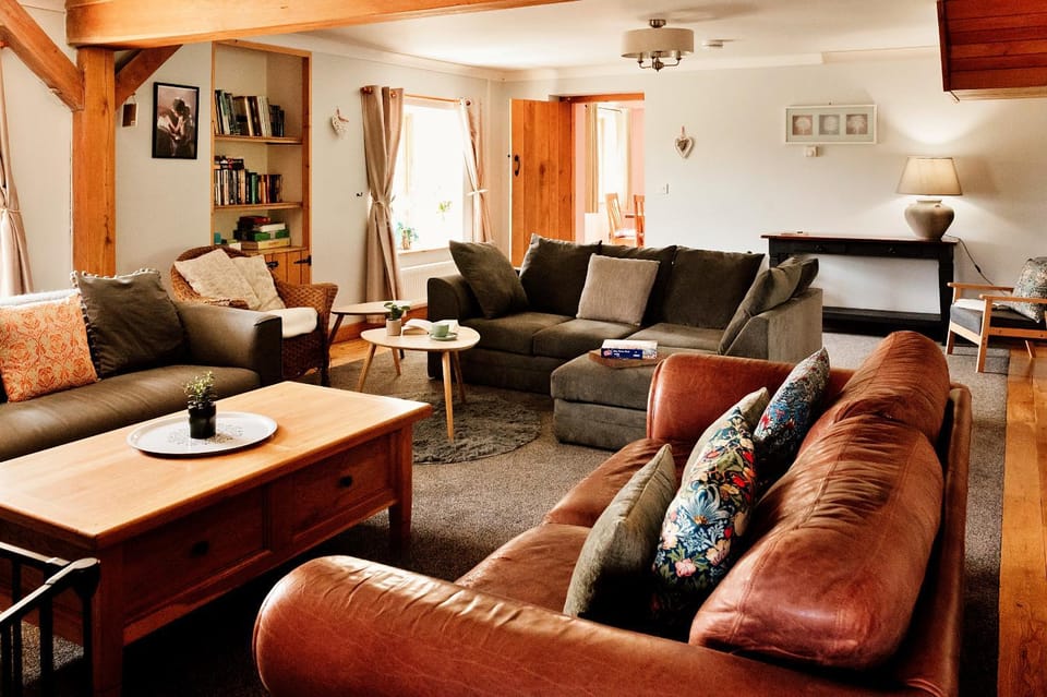 Communal lounge/ TV room, Living room