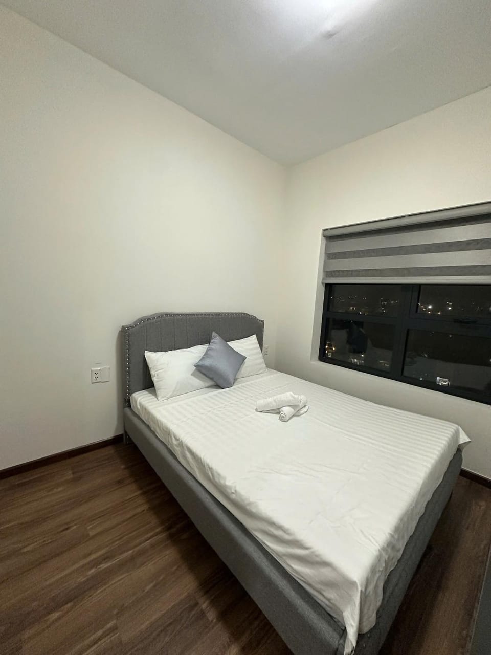 Bed, Night, Bedroom