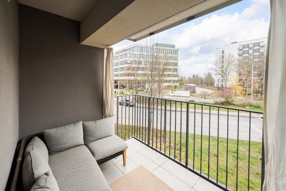 View (from property/room), Balcony/Terrace, Seating area