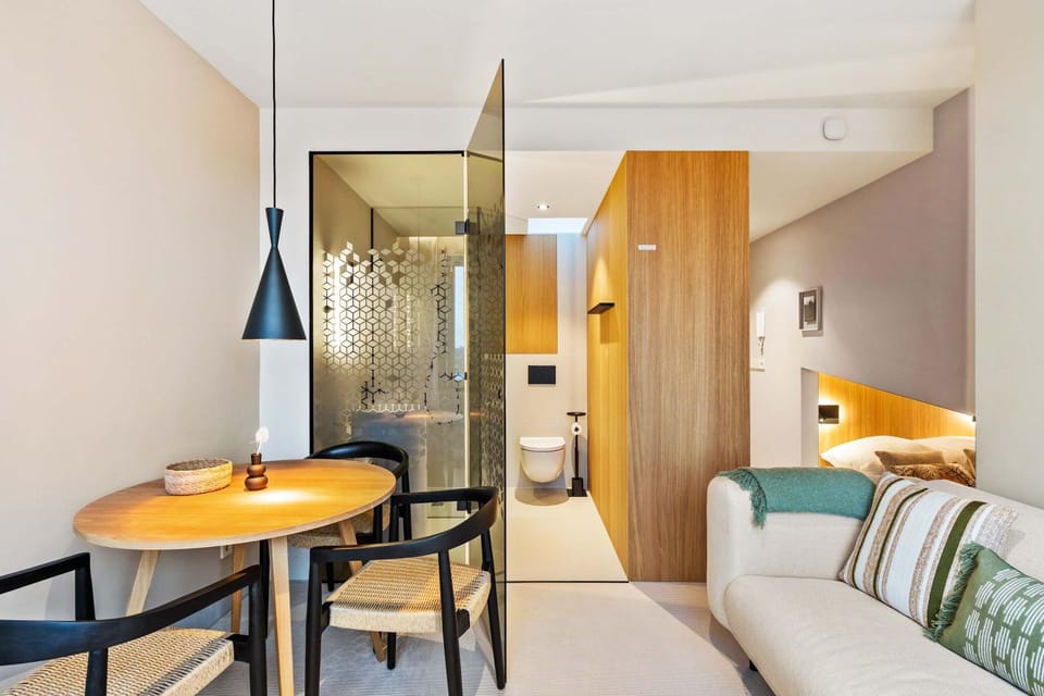 Modern Studio Near Gare & City Center, Wi-Fi Apartment in Luxembourg