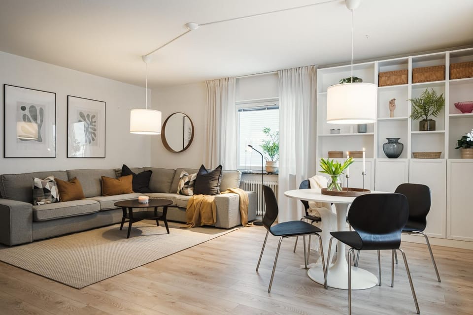 Guestly Homes - 2BR Executive Apartment Modern & Stylish Apartment in Norrbotten County, Sweden