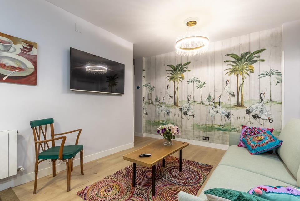 TV and multimedia, Living room, Seating area