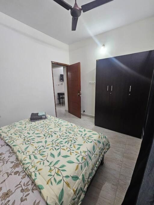 Bright 2 BHK in Yelahanka Apartment in Bengaluru