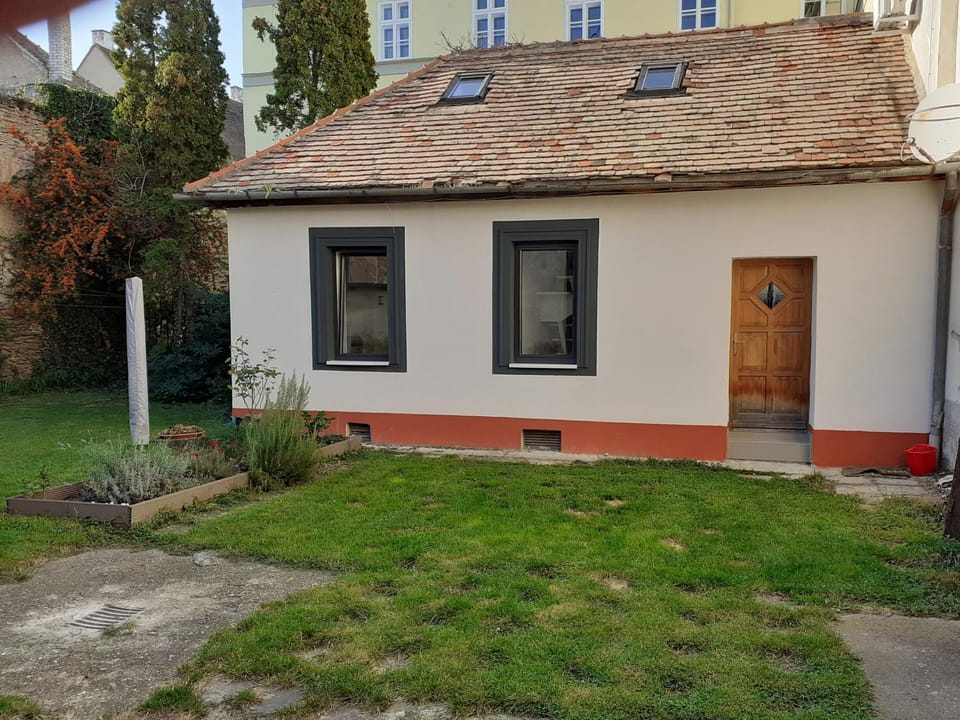 Varkor Villa at the castle Apartment in Hungary