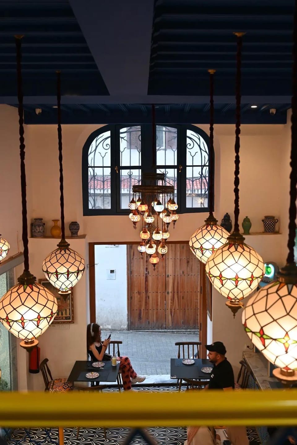Restaurant/places to eat, Restaurant/places to eat