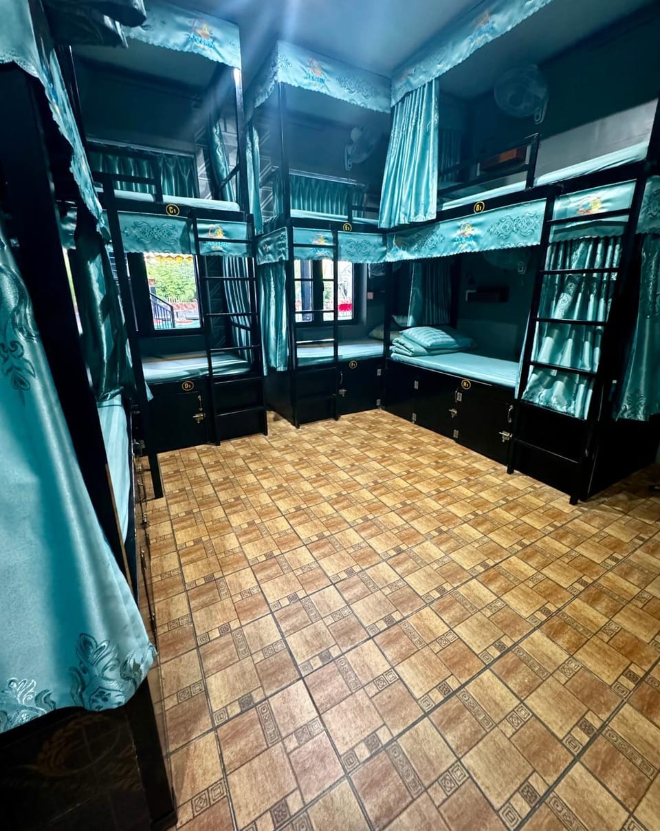 Bed, Bedroom, bunk bed