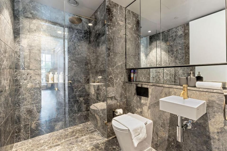 Toilet, Bathroom
