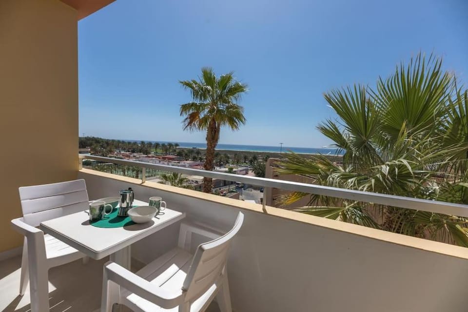 300 m beach, ocean view, refined, Wi-Fi, fiber Apartment in Fuerteventura