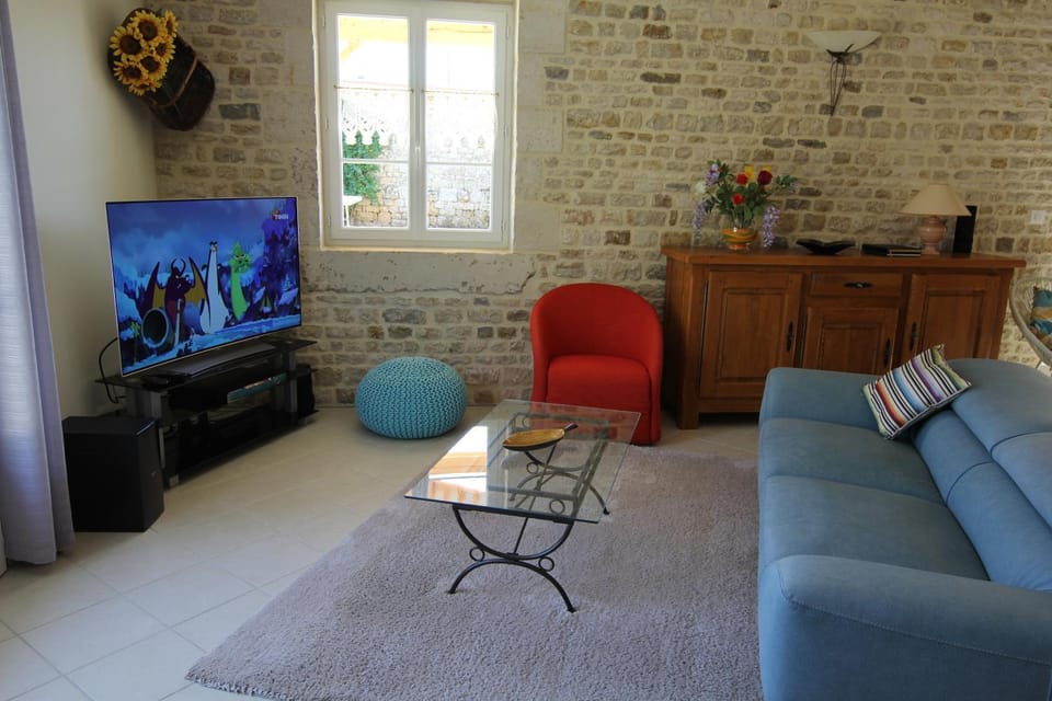 TV and multimedia, Living room, Seating area