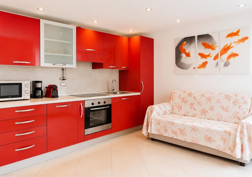 Kitchen or kitchenette, Living room, kitchen