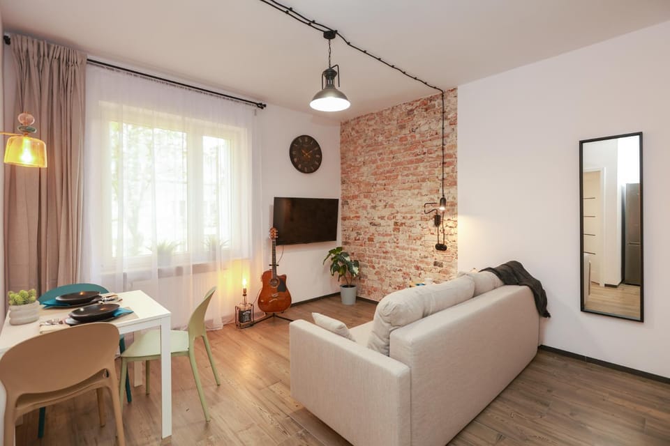 TV and multimedia, Seating area