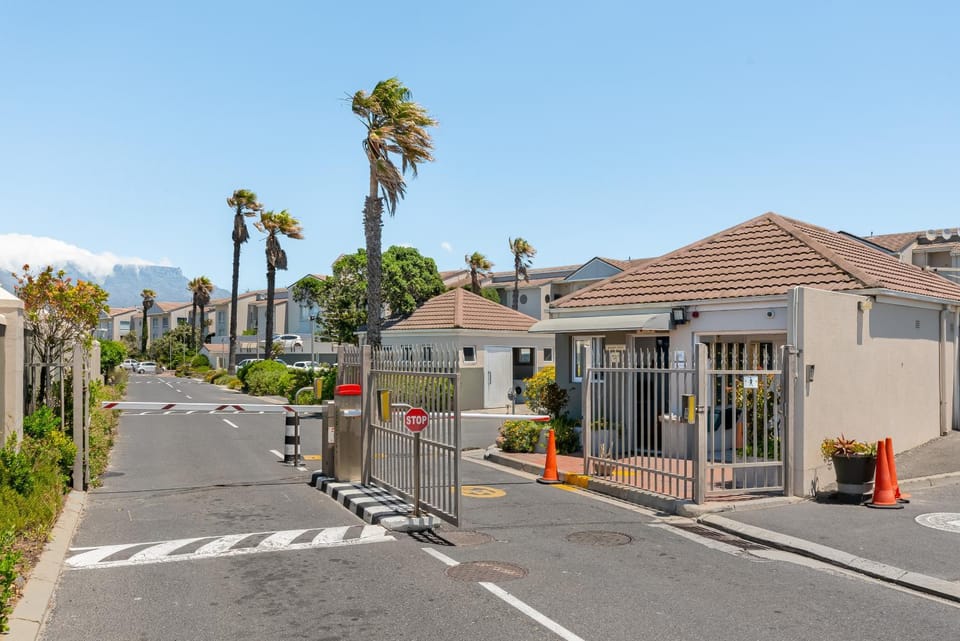 323 Leisure Bay Apartment in Cape Town