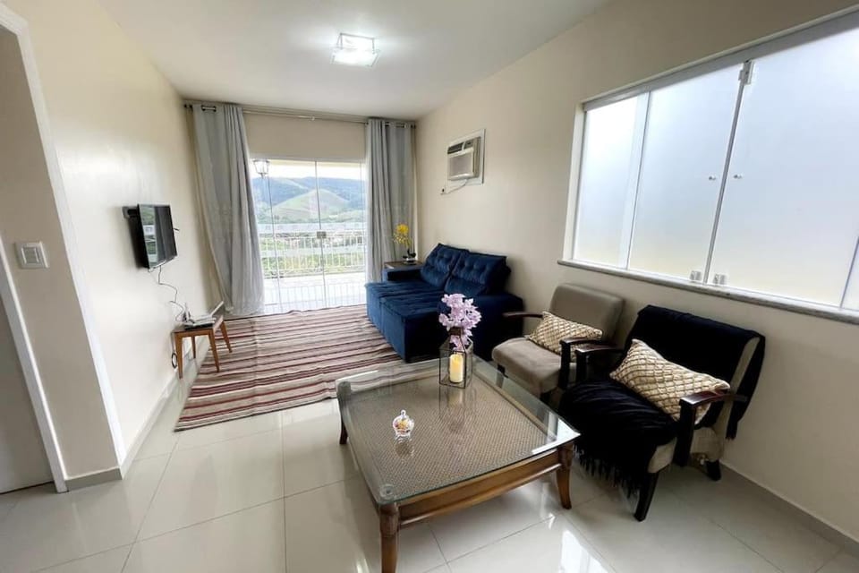 Communal lounge/ TV room, TV and multimedia, Living room, Seating area