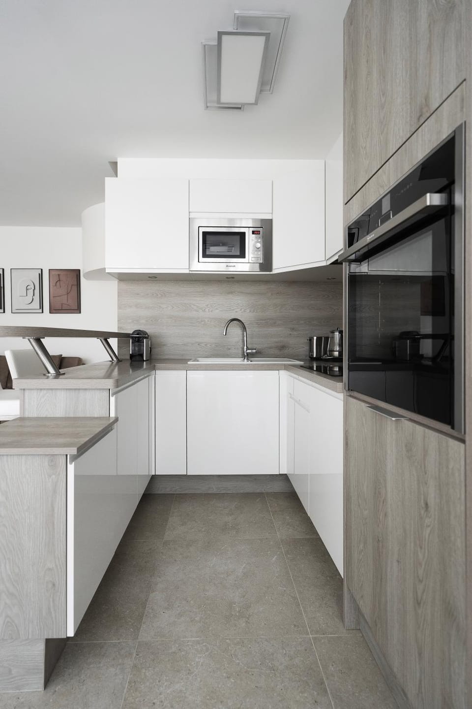 Kitchen or kitchenette
