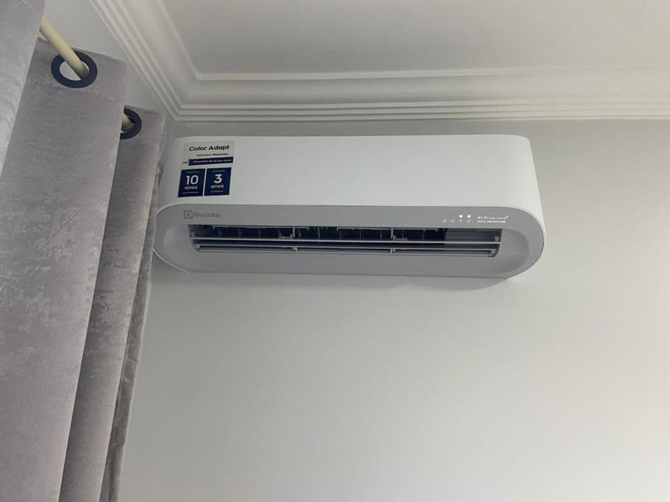 Ap novo e climatizado no centro com ótima localização na avenida principal Apartment in State of Santa Catarina