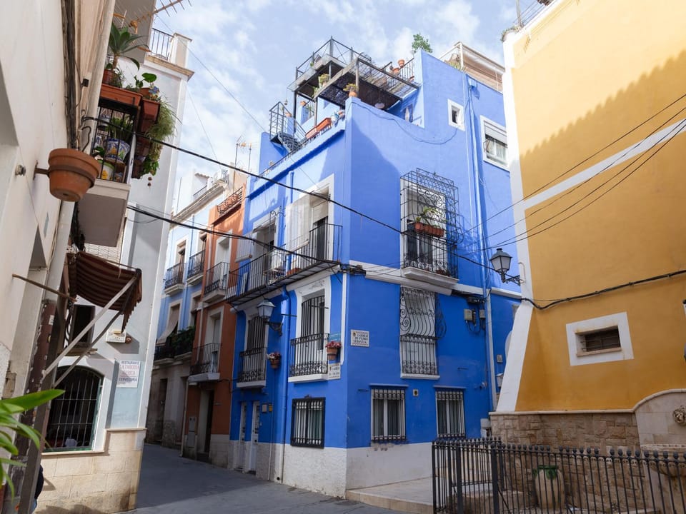Property building, Street view