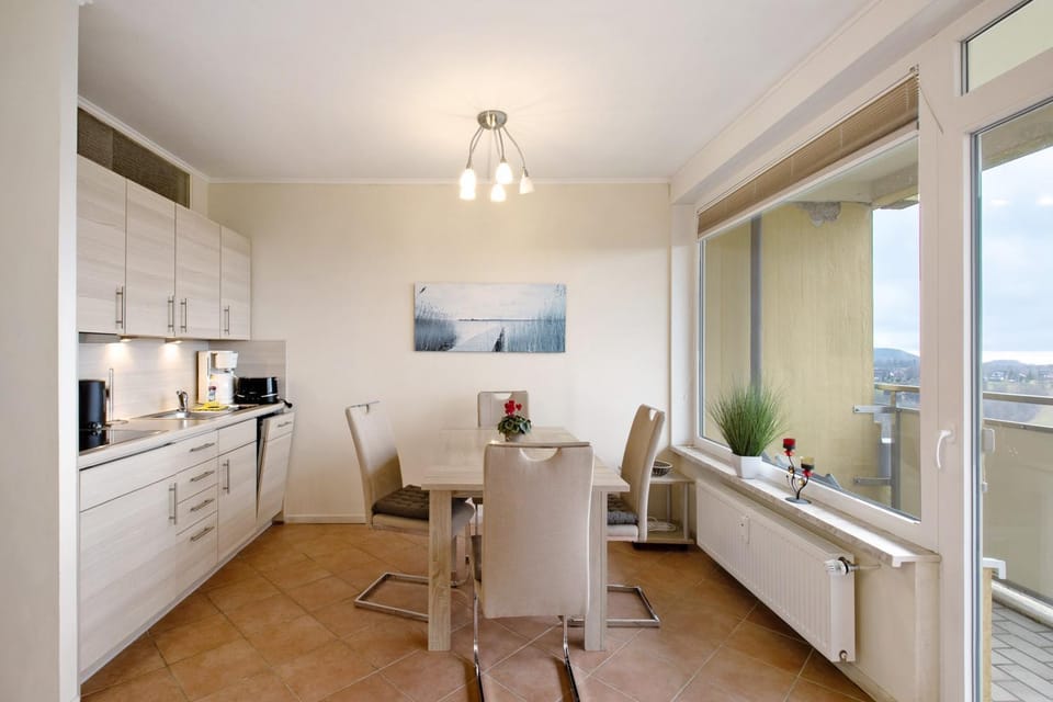 Property building, Kitchen or kitchenette, Living room