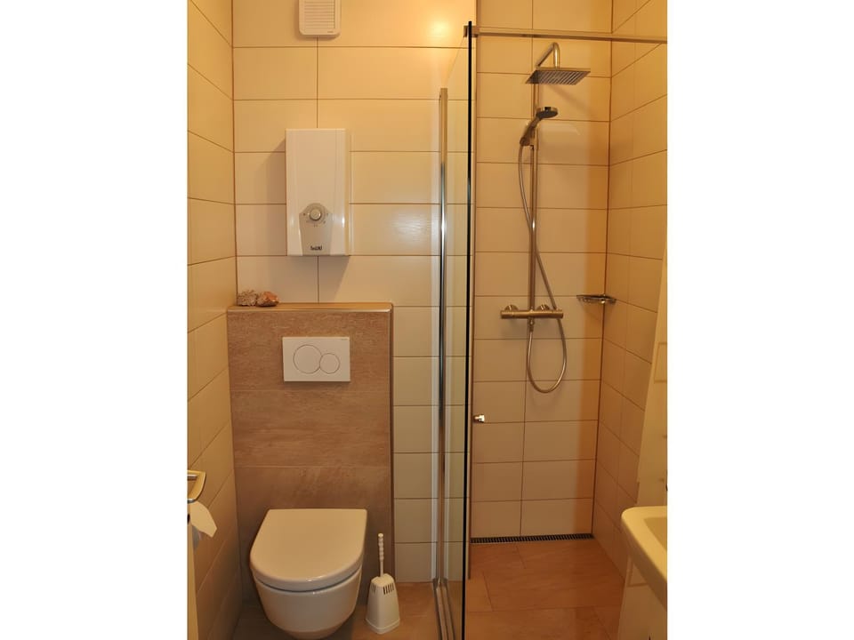 Bathroom, Living room