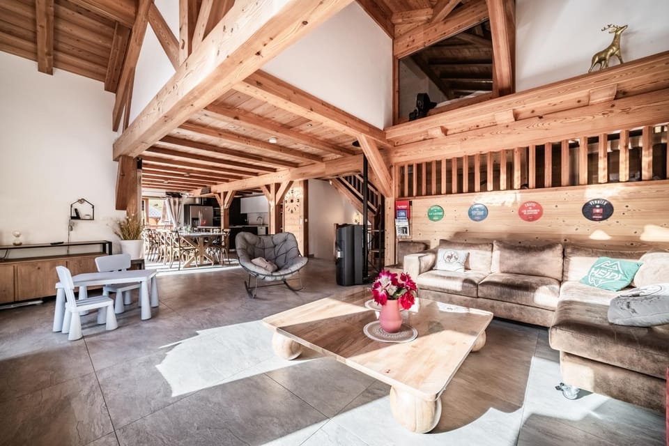 Property building, Living room