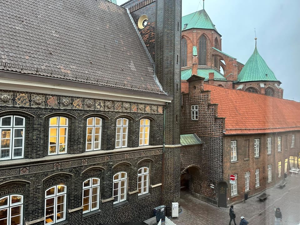 Day, City view, Landmark view, Landmark view, Location