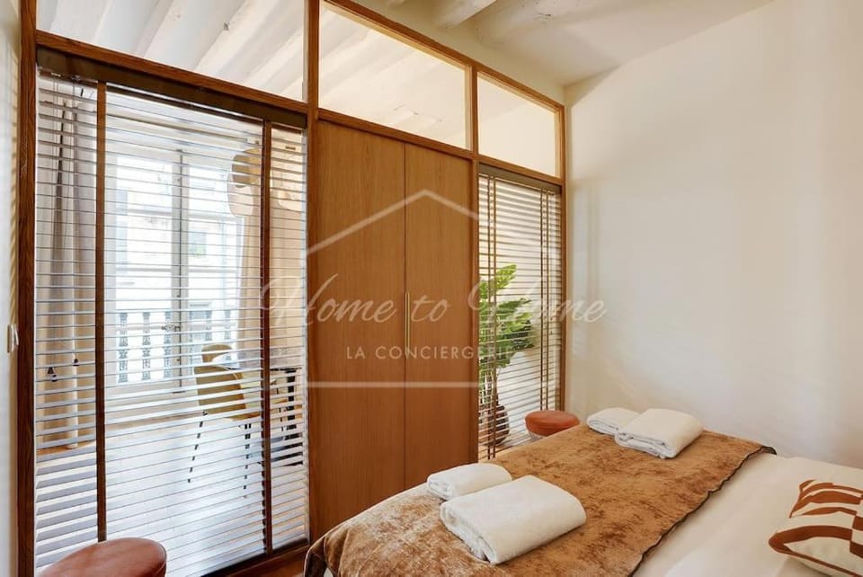 Bed, Photo of the whole room, Bedroom, towels, wardrobe