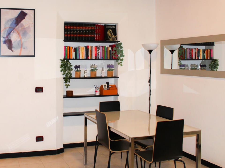 Library, Seating area, Dining area