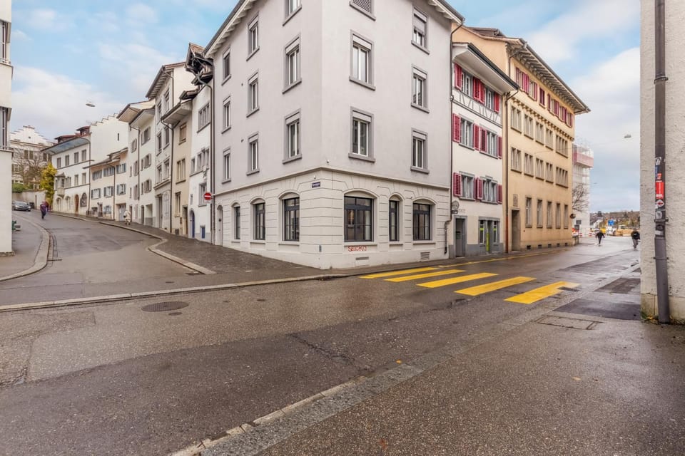 Property building, Day, Neighbourhood, City view, Street view, Time of day, Location