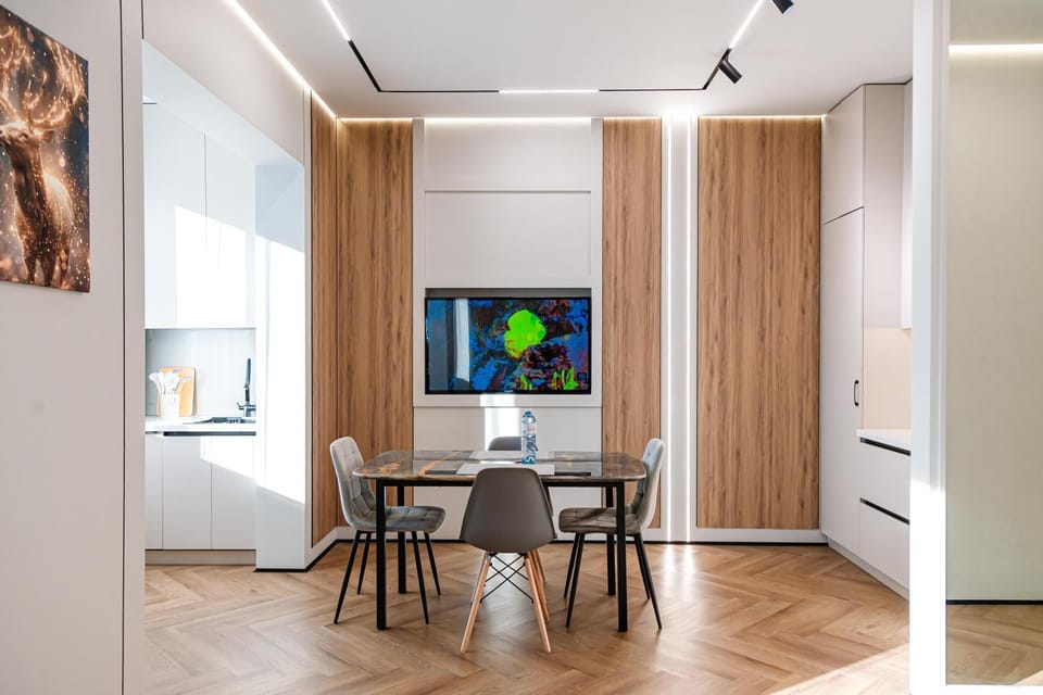 TV and multimedia, Living room, Seating area, Dining area