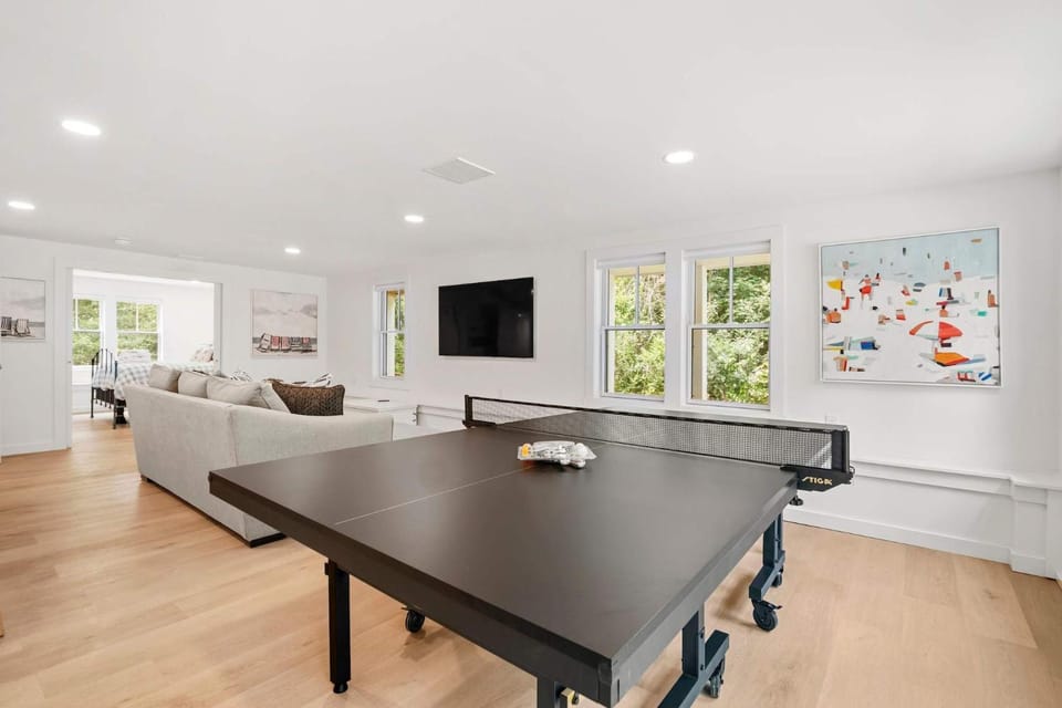Sprawling Home 1 Mi to Downtown House in Harwich