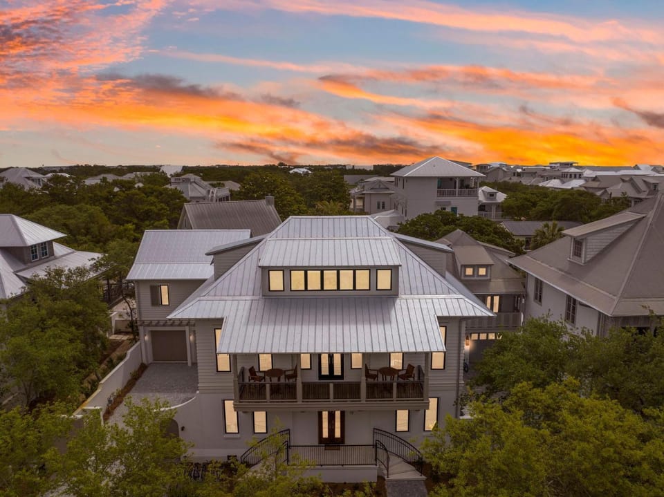 Chloe's Cottage and Carriage House House in Rosemary Beach