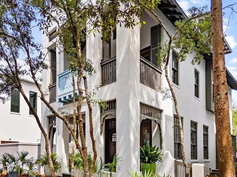 Carlin Ward Cottage House in Rosemary Beach