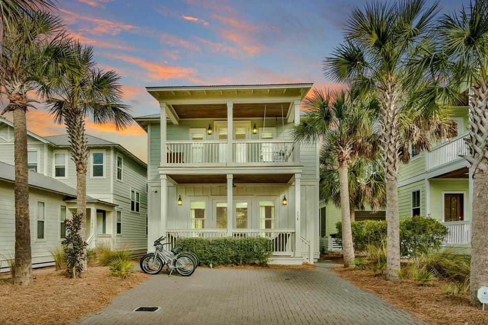 Turquoise Turtle House in Rosemary Beach