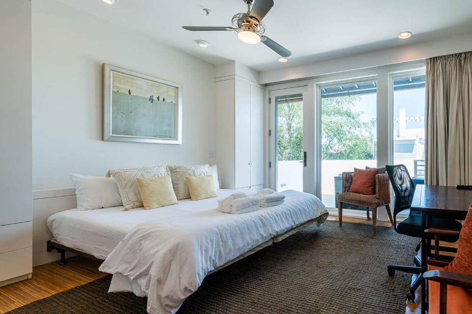 Astley Cottage House in Rosemary Beach