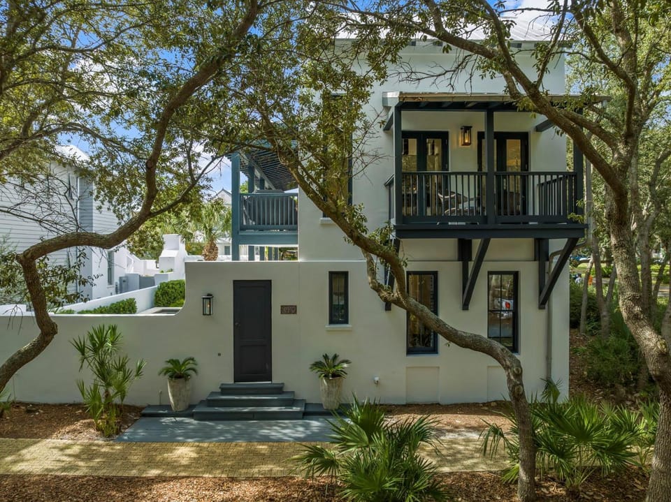 Acqua Cottage & Carriage House House in Rosemary Beach