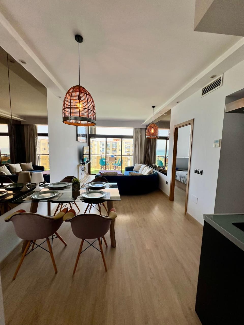 Photo of the whole room, Dining area