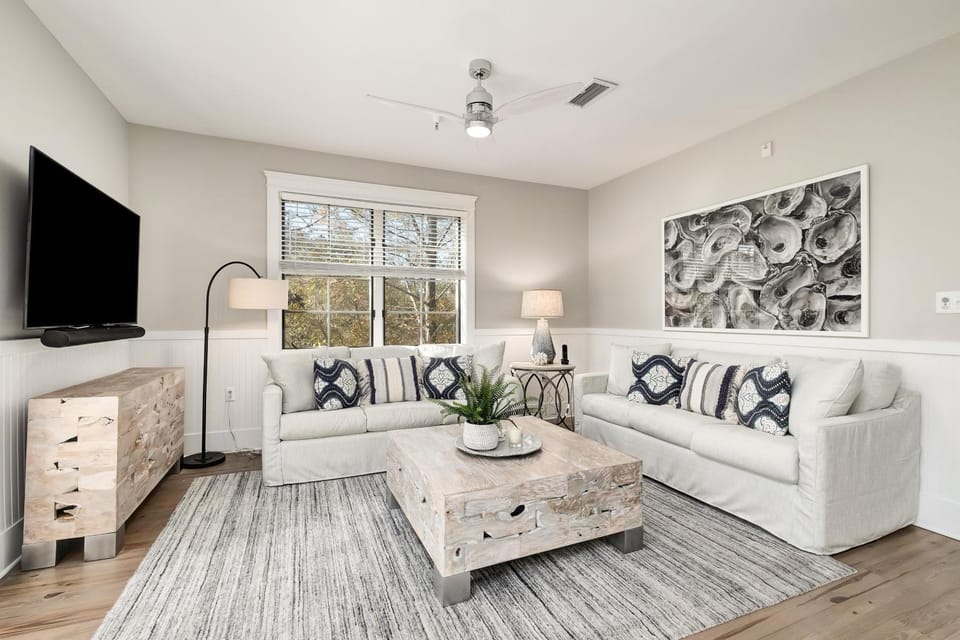 Just Breathe Flat House in Rosemary Beach