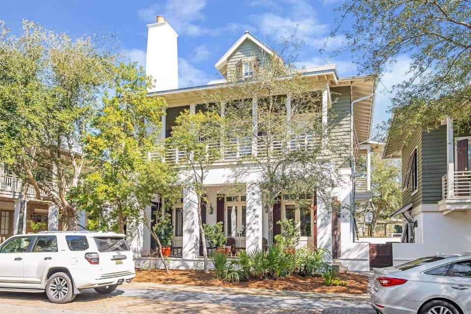 Joben Cottage House in Rosemary Beach