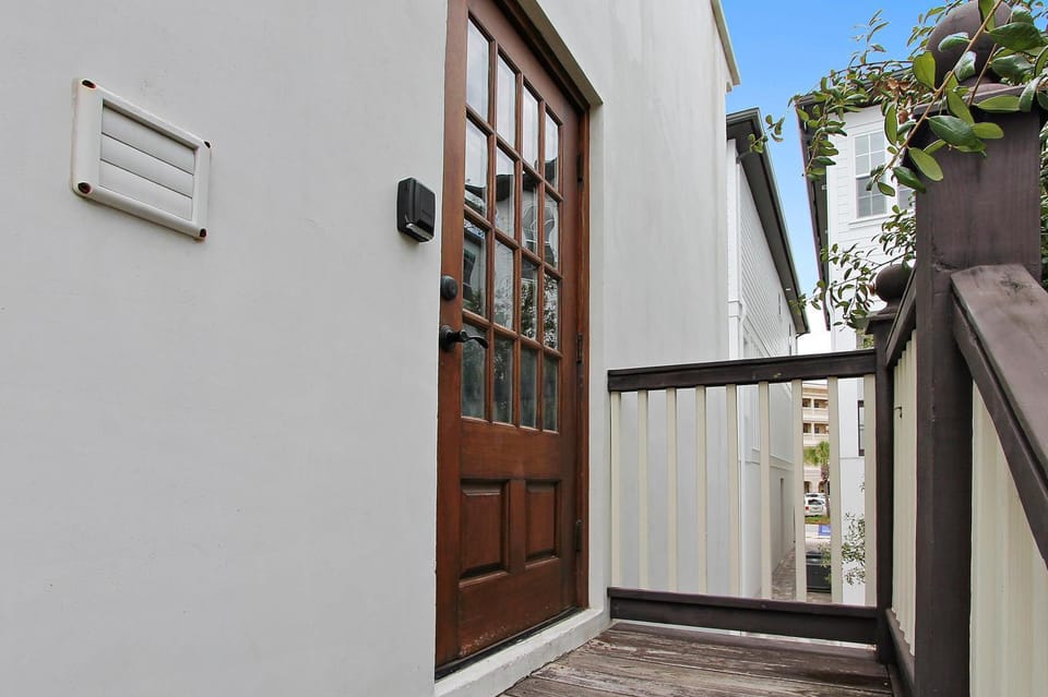 Southern Serenity Carriage House House in Rosemary Beach