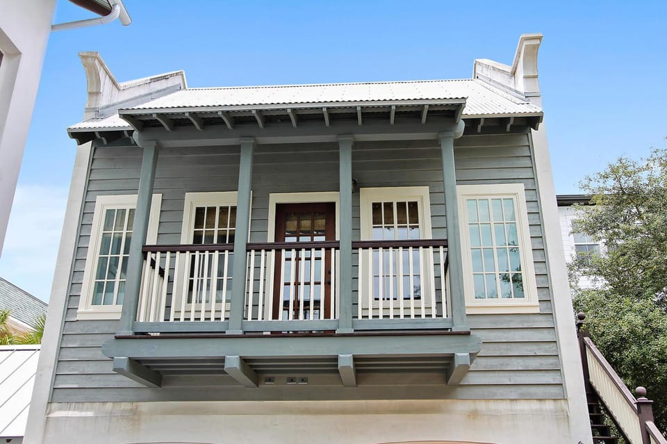 Southern Serenity Carriage House House in Rosemary Beach