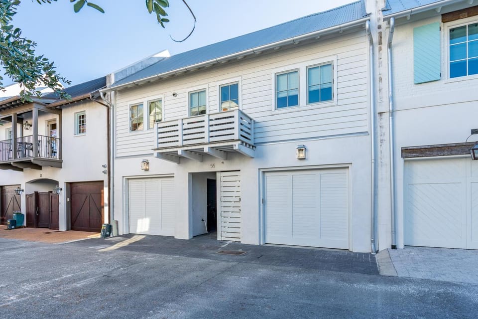 Kidd Carriage House House in Rosemary Beach